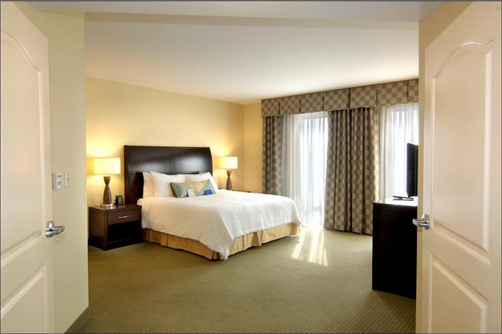 Hilton Garden Inn Charlotte/Ayrsley Exterior photo